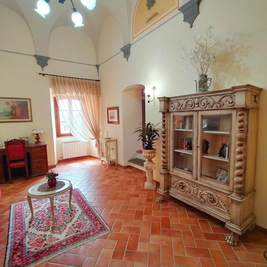 Palazzo Stiozzi Ridolfi Apartment Certaldo Bagian luar foto