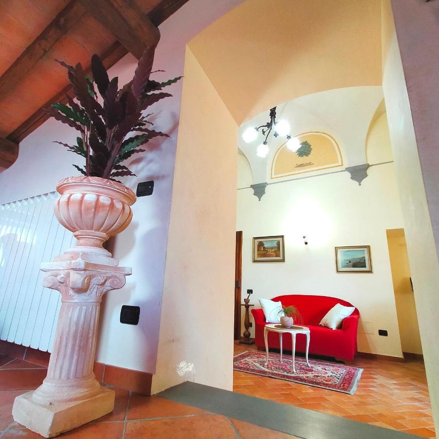 Palazzo Stiozzi Ridolfi Apartment Certaldo Bagian luar foto